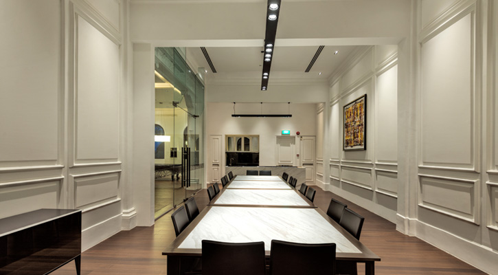 projs-725-400-FinalR-BuckleyClassique3