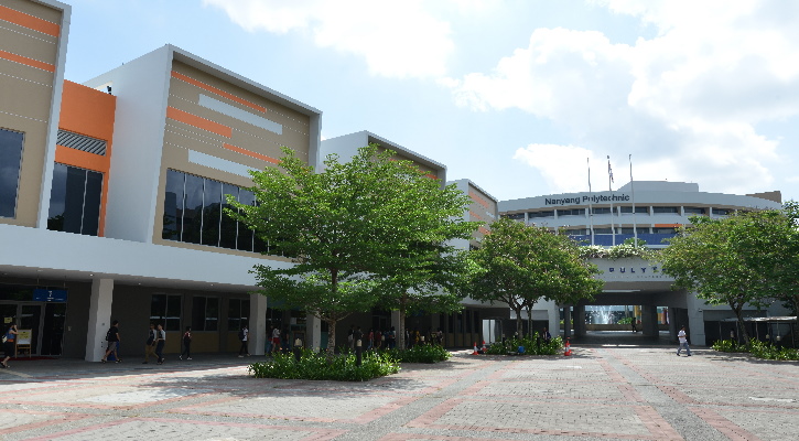 DSC_0240-30apr2015-DB-Factsheet-725-400