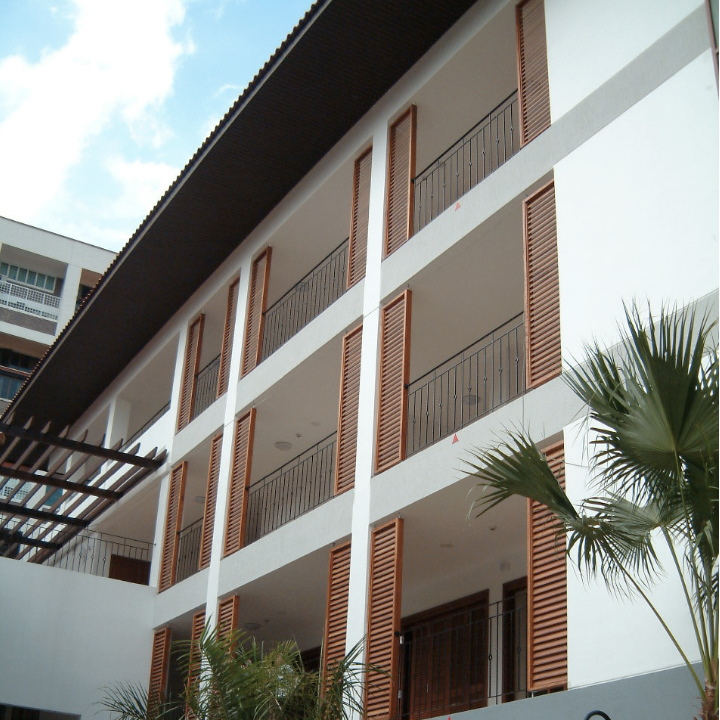 Institutional – Squire Mech